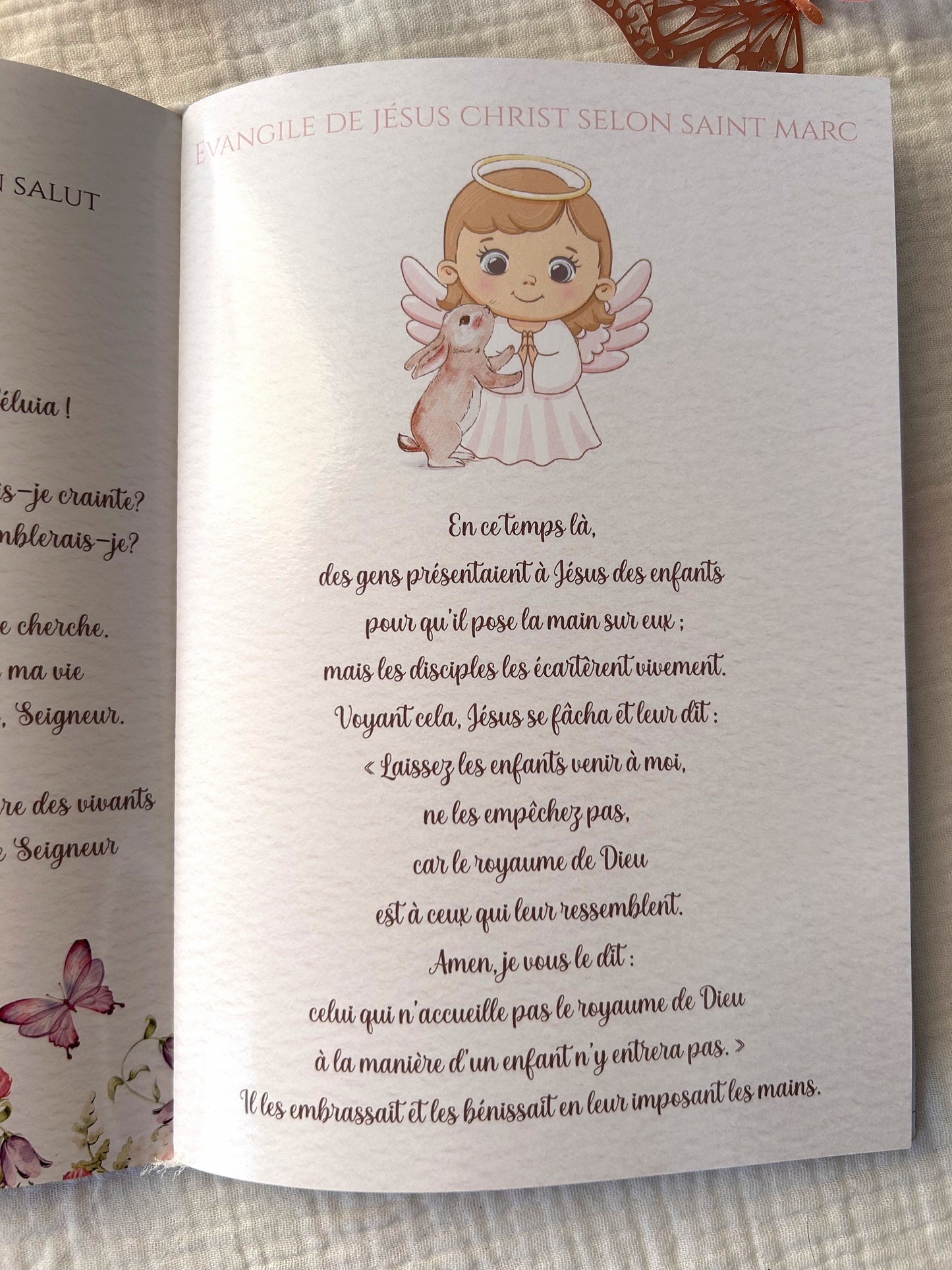 Livret de cérémonie " Papillon de tendresse " - Une cérémonie qui s'ouvre comme une battement d'ailes.