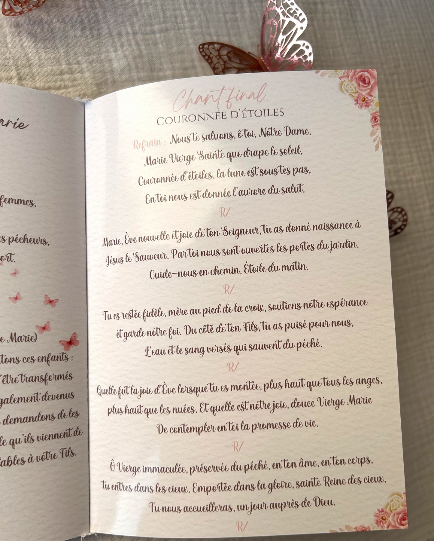 Livret de cérémonie " Papillon de tendresse " - Une cérémonie qui s'ouvre comme une battement d'ailes.