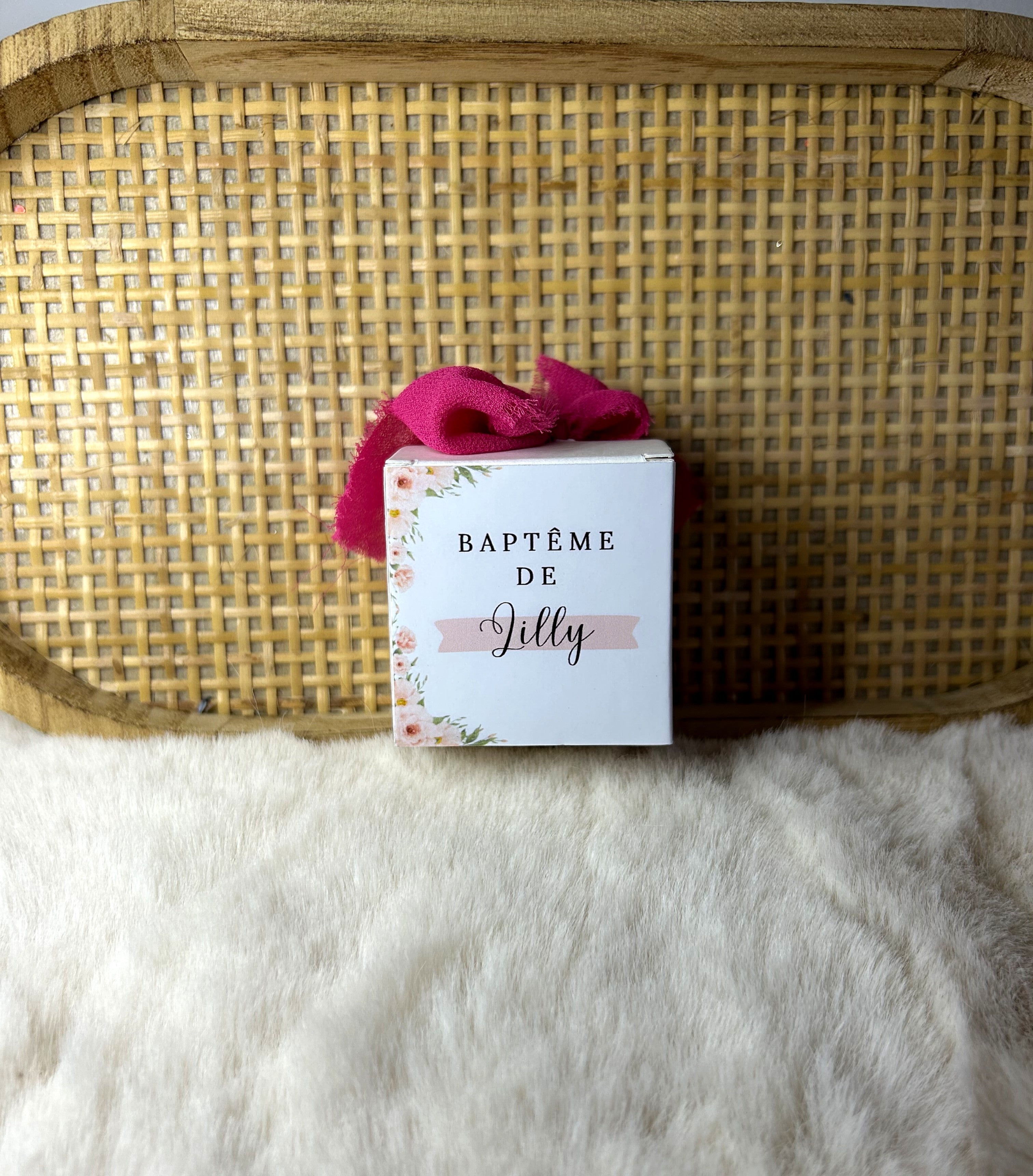 Boîte à dragées « Souvenir d’un doux baptême » - Parce que certains moments méritent d’être conservés avec tendresse.