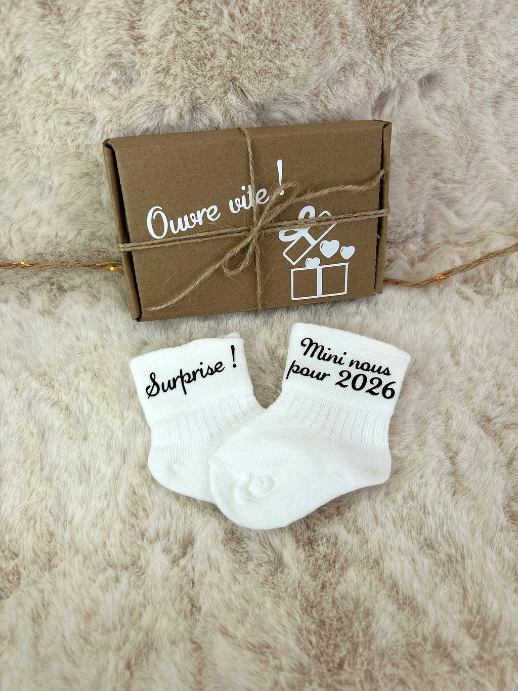 Chaussettes « Message d’annonce » - Un détail tout doux pour annoncer un bonheur à venir.