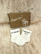Chaussettes « Message d’annonce » - Un détail tout doux pour annoncer un bonheur à venir.
