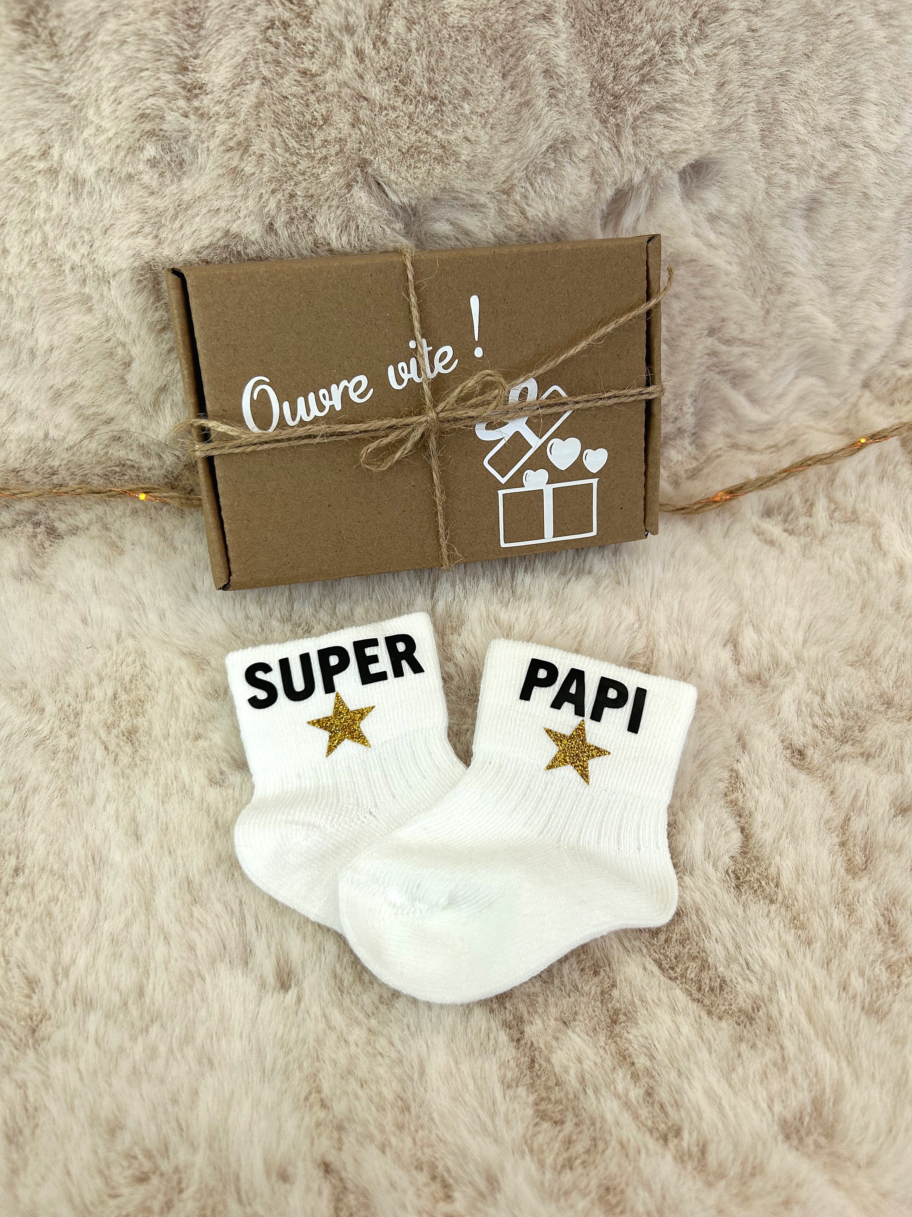 Chaussettes « Message d’annonce » - Un détail tout doux pour annoncer un bonheur à venir.