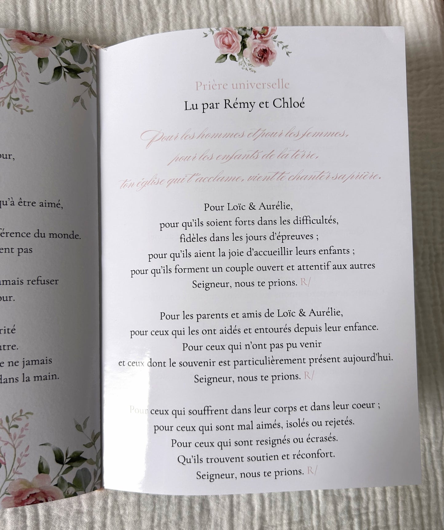 Livret de cérémonie " Bouquet de souvenirs " - Quand les mots s'habillent de soie et de tendresse.