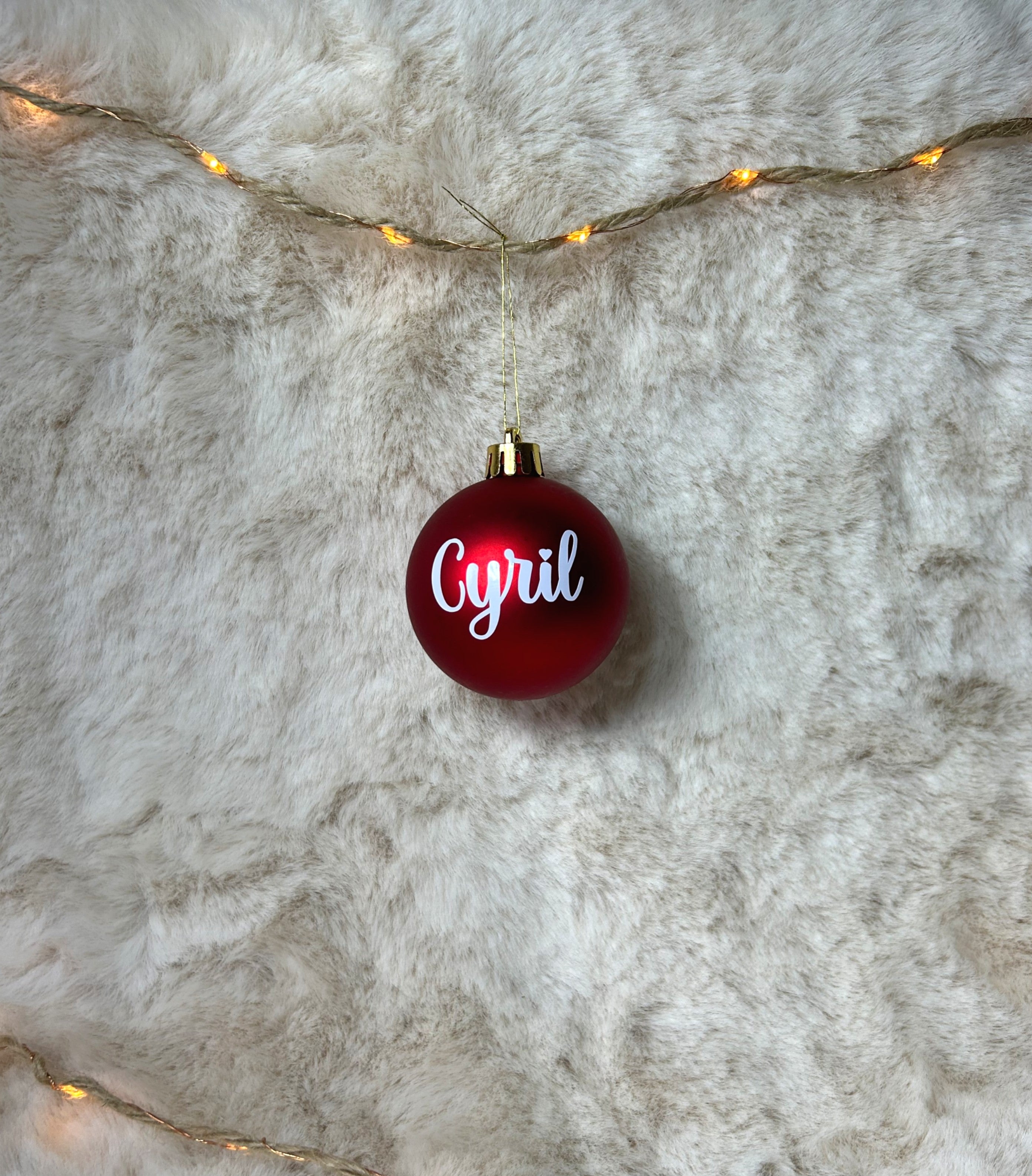 Boule de Noël personnalisée – Souvenir unique à suspendre