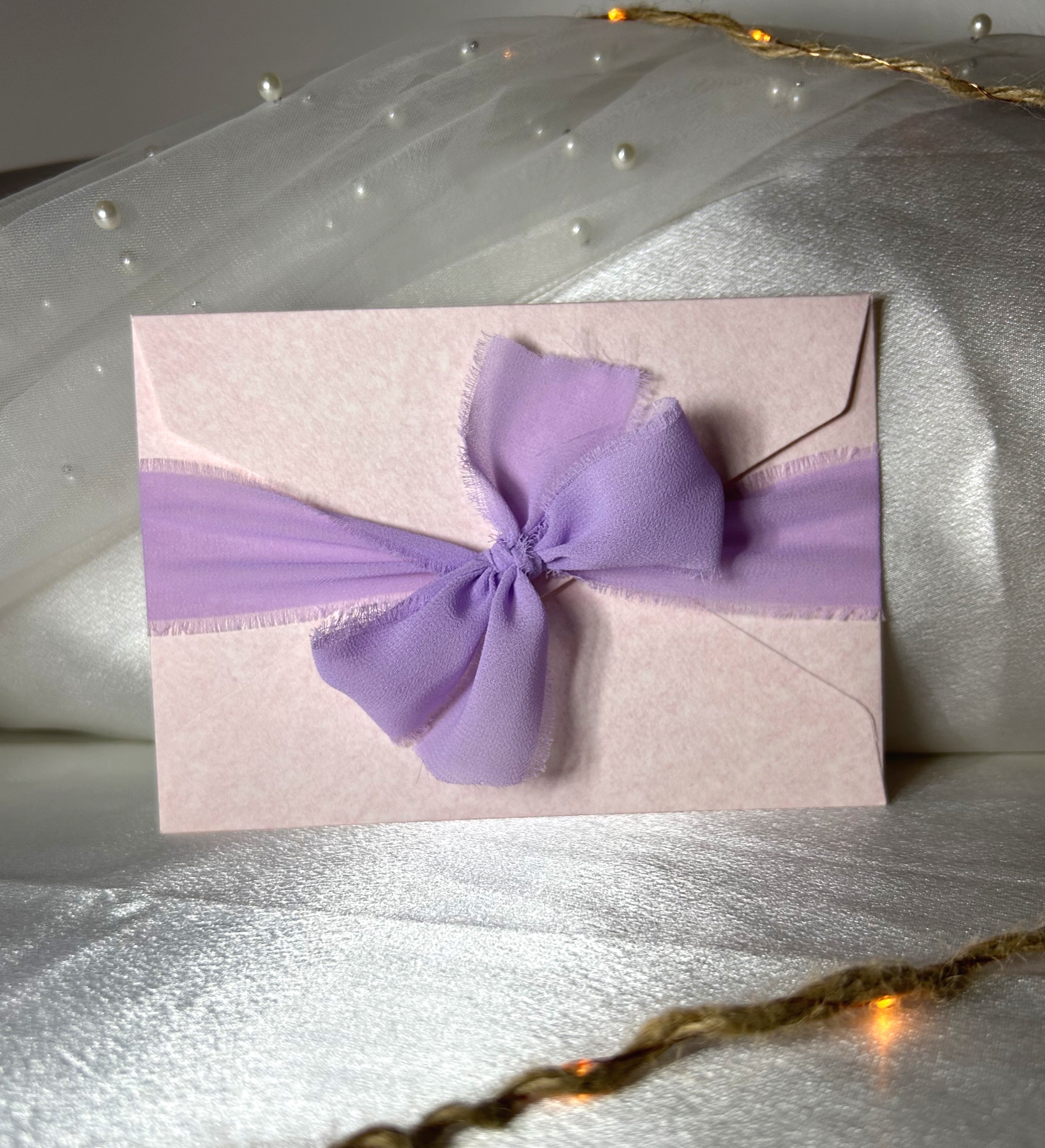 Carte avec enveloppe et ruban - Un mot doux, un grand rôle « Demande parrain / marraine »