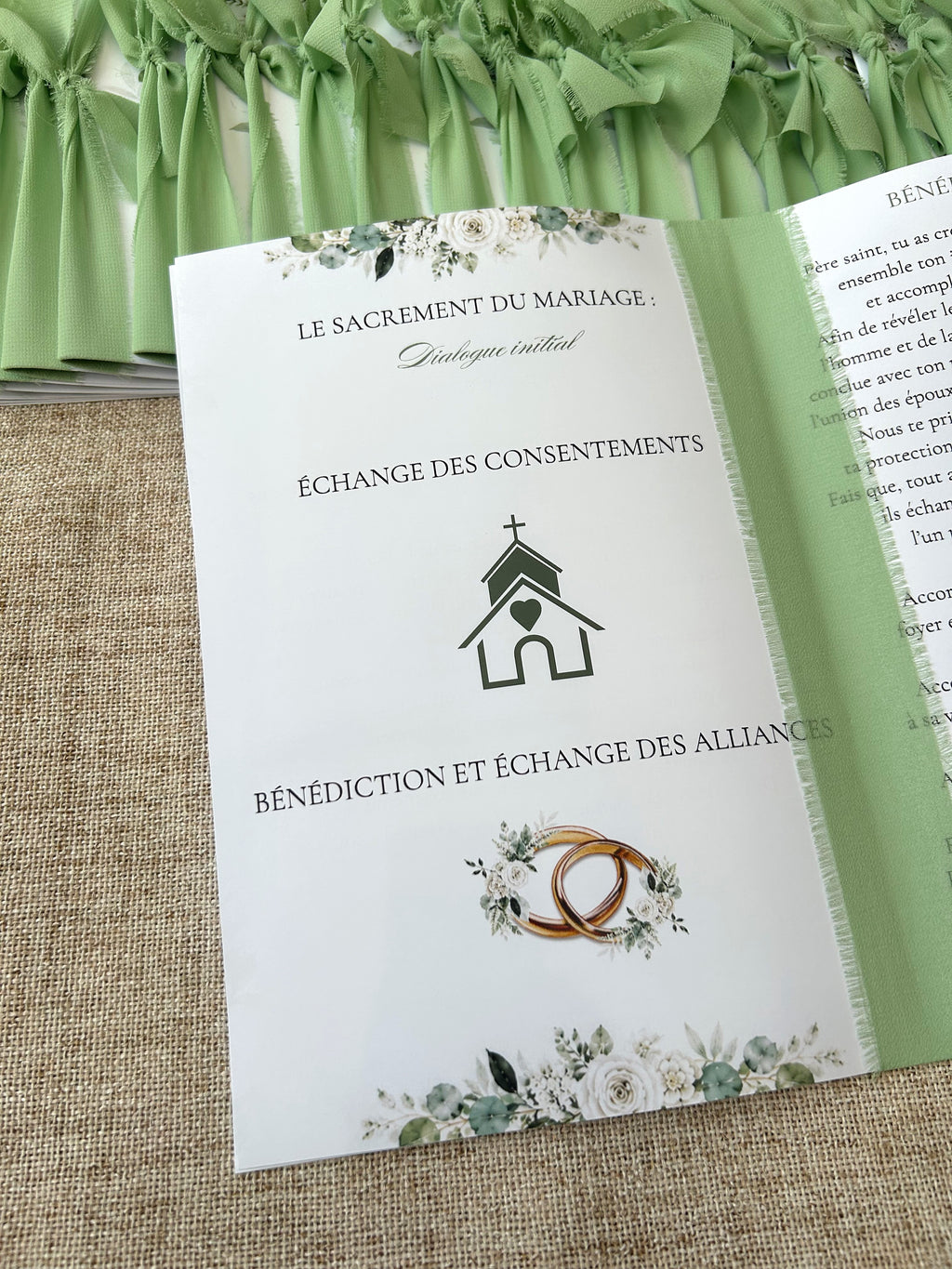 Livret de cérémonie « Feuillage d'amour » - Un écrin de verdure pour raconter votre plus belle histoire.