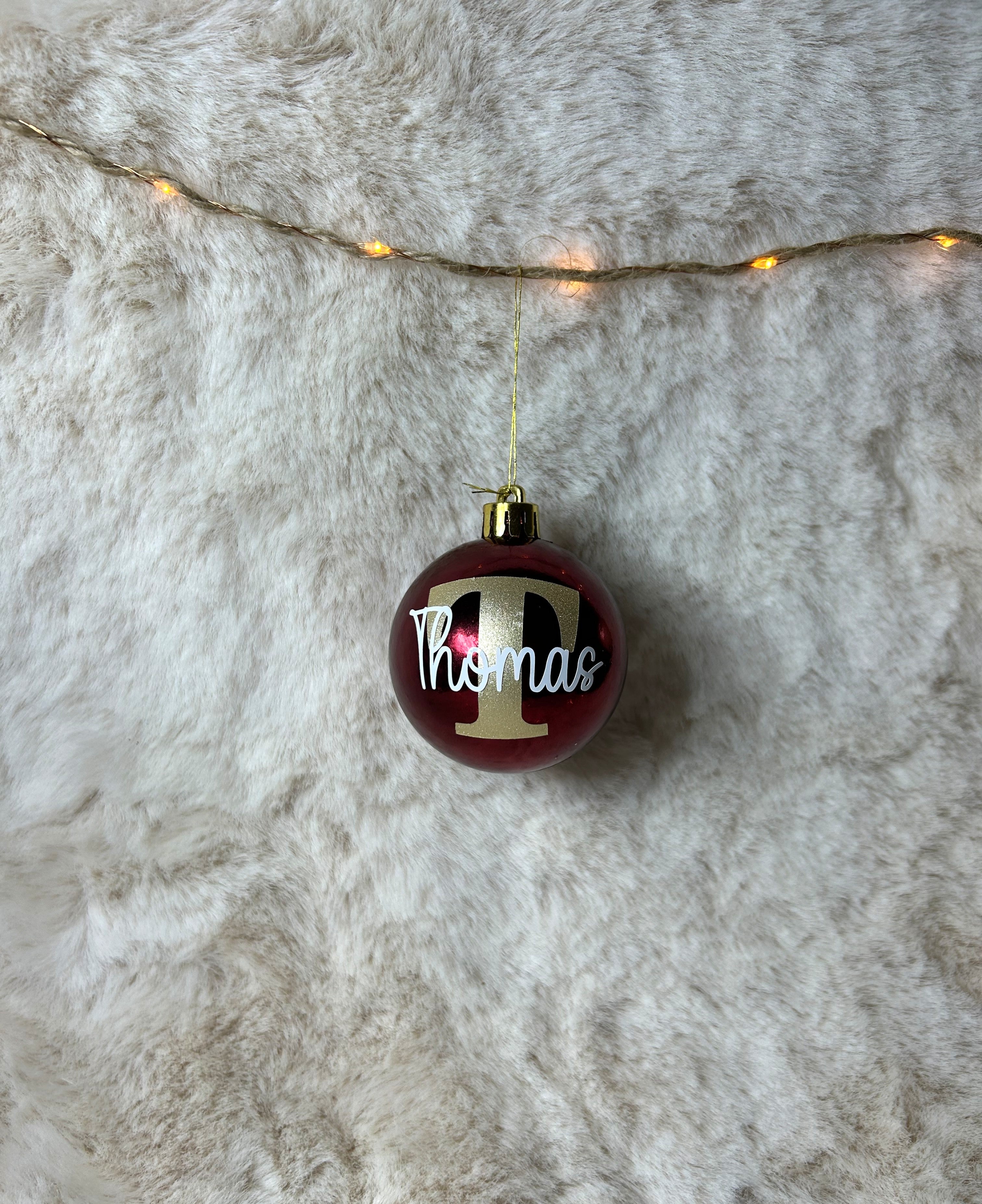 Boule de Noël personnalisée – Souvenir unique à suspendre