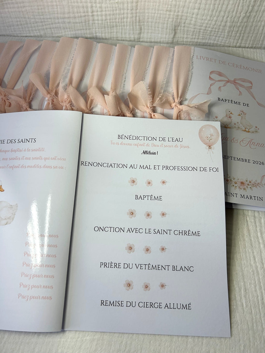 Livret de cérémonie « Douce Envolée » - Un écrin de douceur pour célébrer les premiers pas de votre enfant sur son chemin de foi.