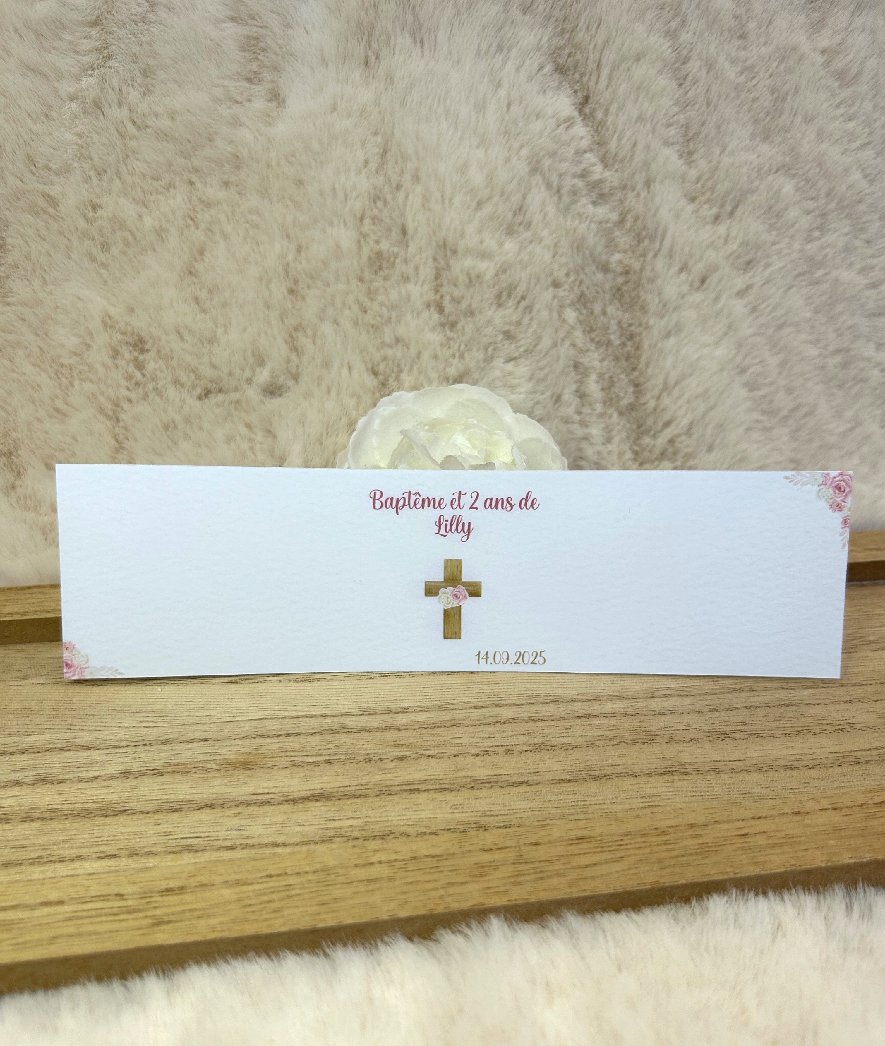 Étiquette bouteille personnalisée - Le petit détail qui transforme de simples bouteilles en une jolie décoration de fête.