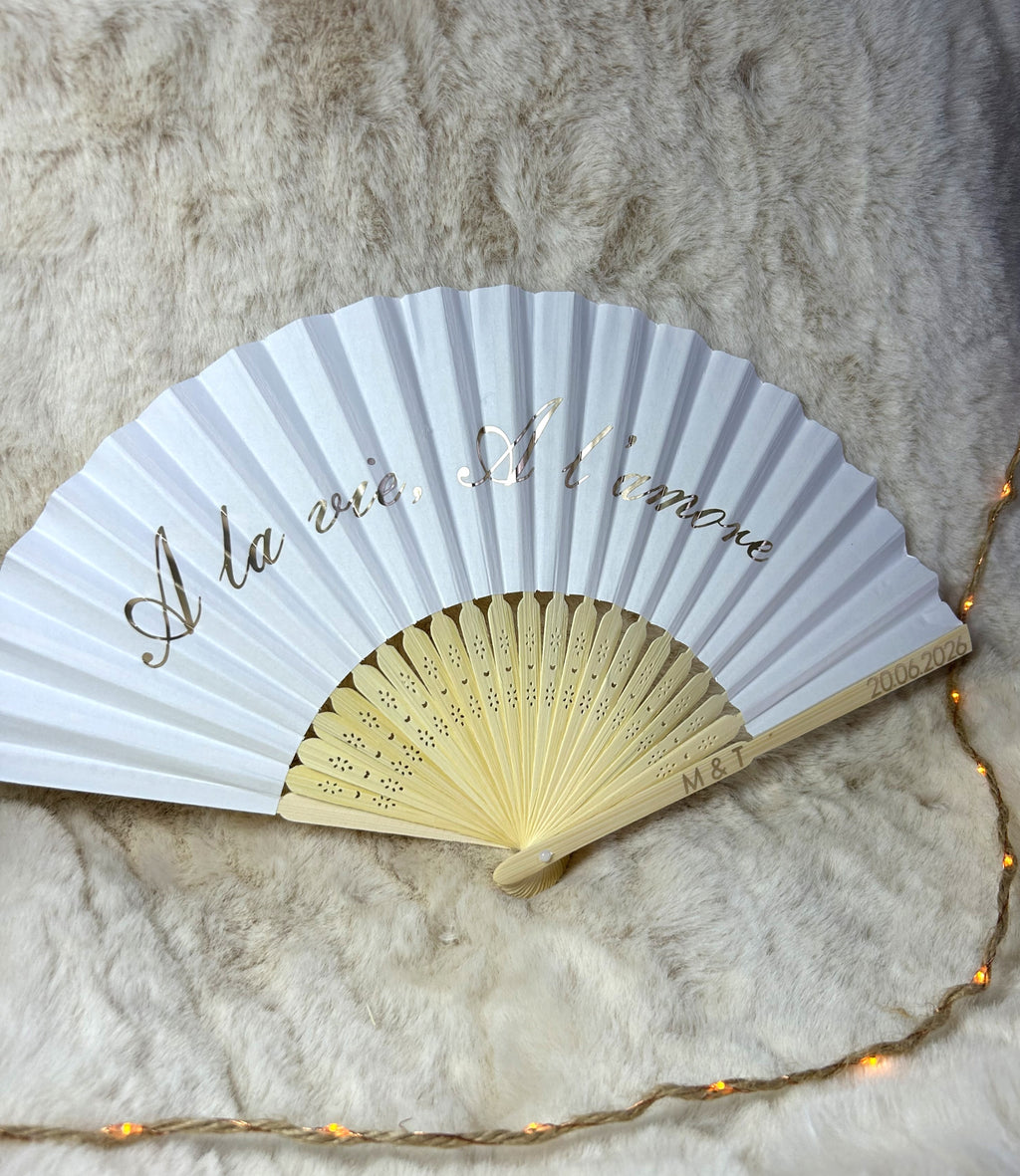 Eventail « A la vie, à l'amore » - Une touche délicate pour accompagner votre cérémonie.