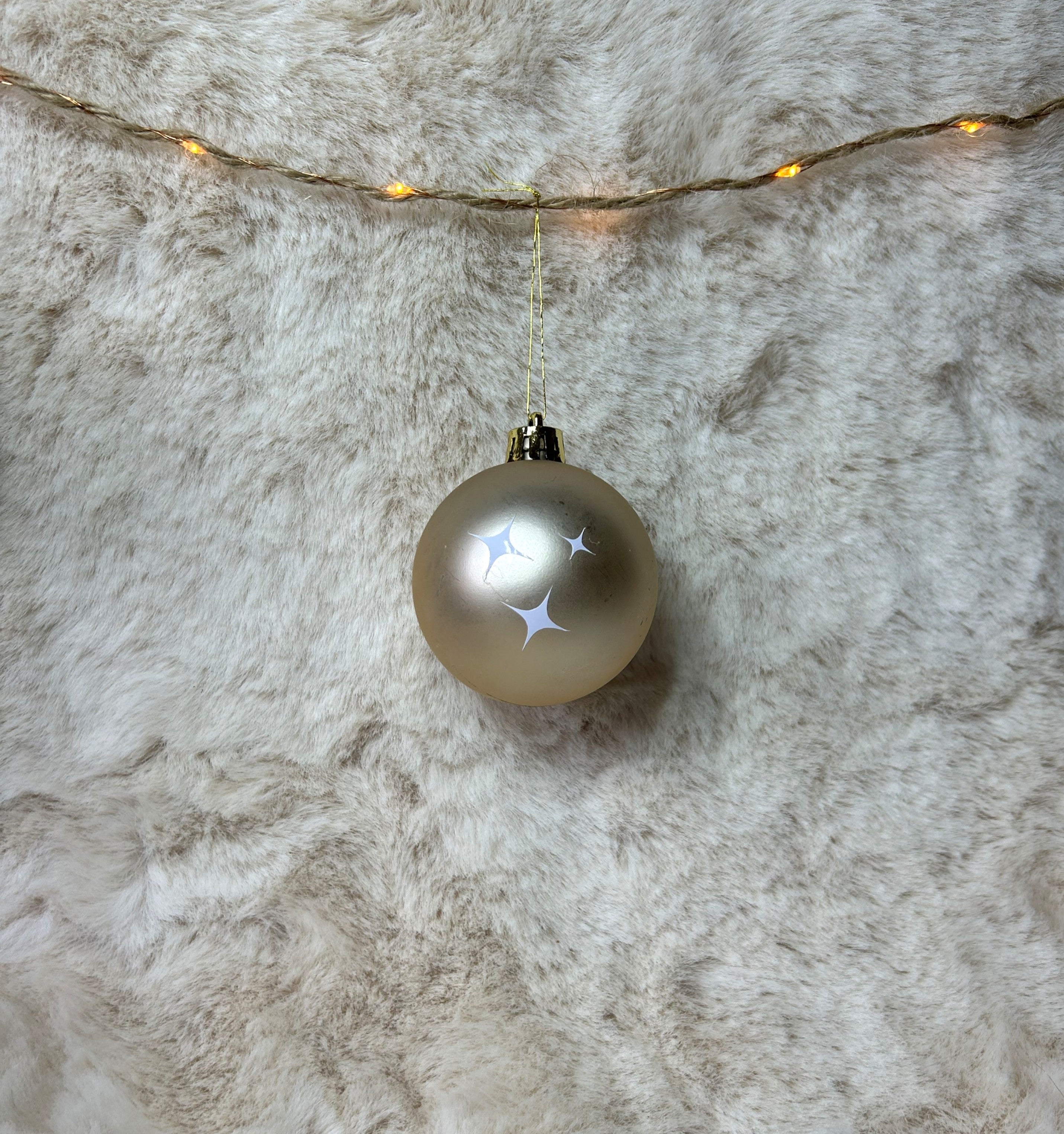 Boule de Noël personnalisée – Souvenir unique à suspendre