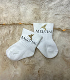Chaussettes « Petits pas d’amour » - Un prénom, un petit symbole, et beaucoup de douceur.