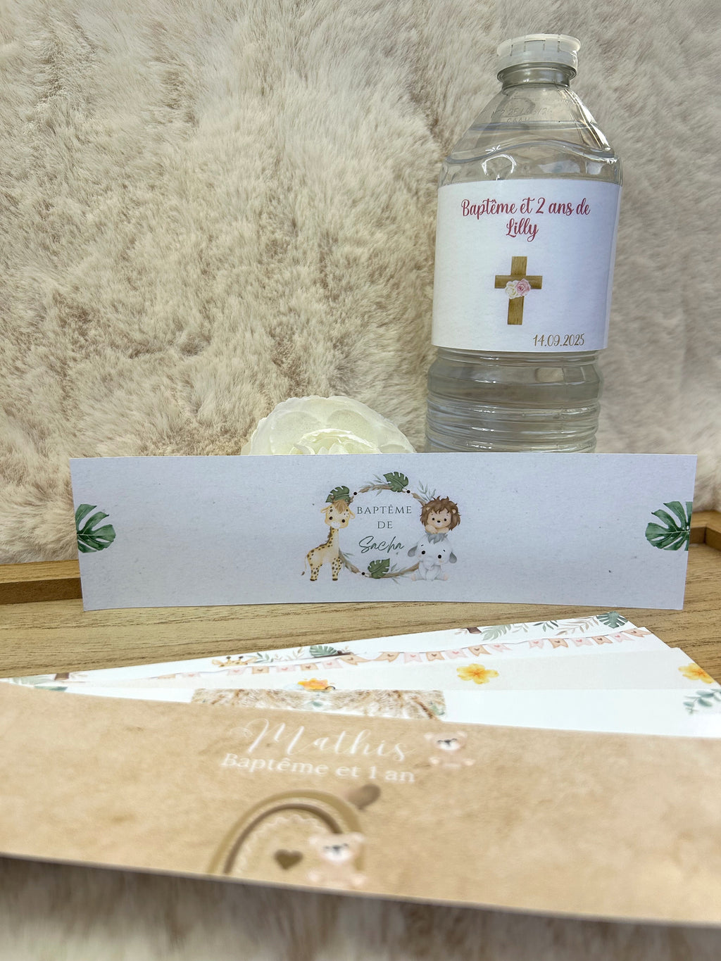 Étiquette bouteille personnalisée - Le petit détail qui transforme de simples bouteilles en une jolie décoration de fête.