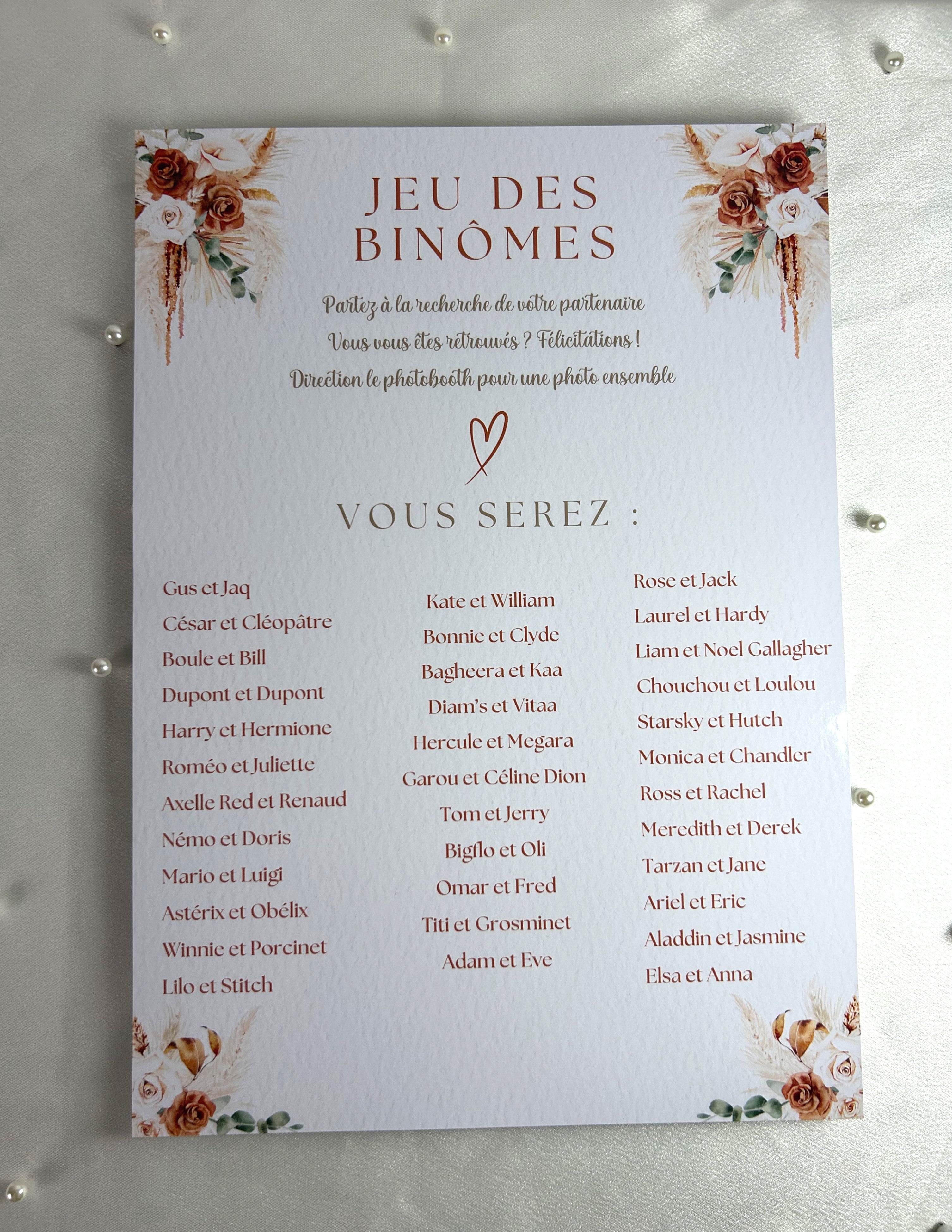 Jeu des binômes « Unis pour un instant » - Faites voyager vos invités dans un jeu de rencontres et de sourires.