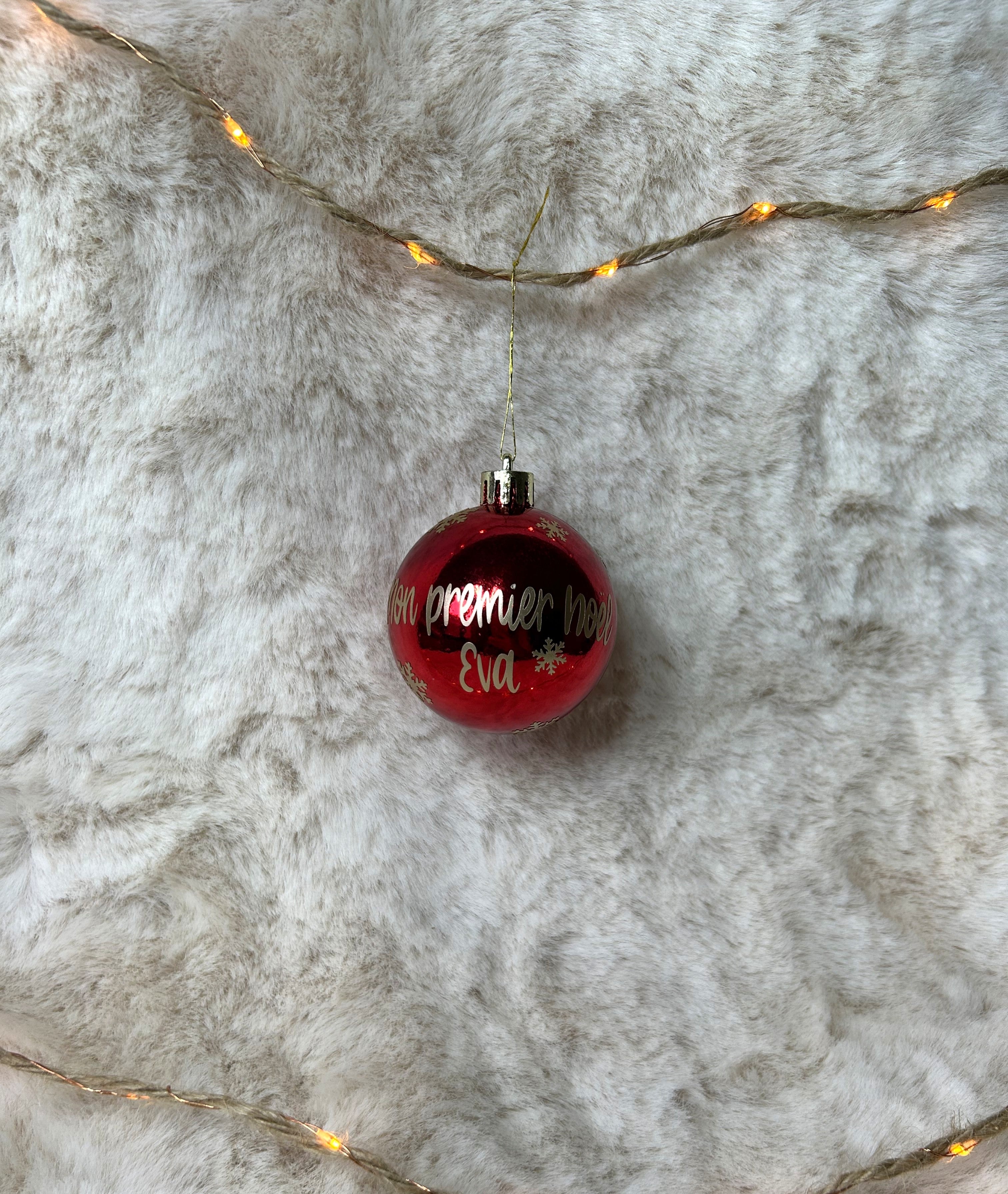 Boule de Noël personnalisée – Souvenir unique à suspendre