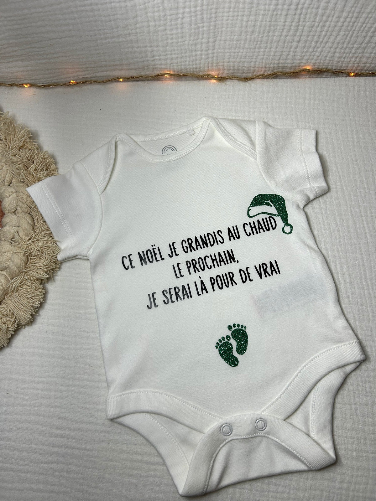 Body « Ce Noël je grandis au chaud le prochain je serai là pour de vrai »